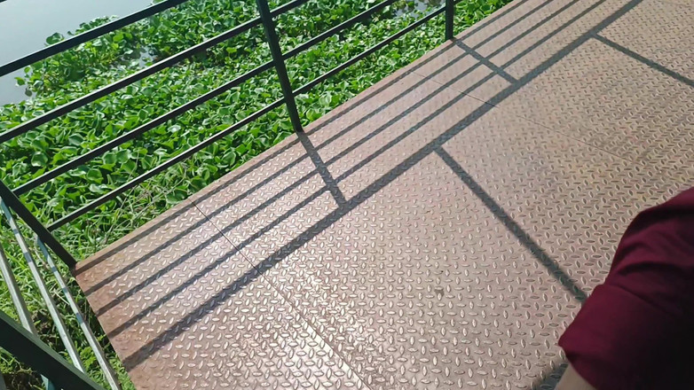 Mommy wants sex: Iubita mea vrea sex riscant în aer liber