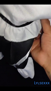 Otaku con rem cosplay se la follan sin condón - parte 1