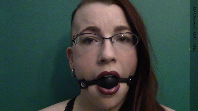 Lily O'Riley: Ballgag Staring