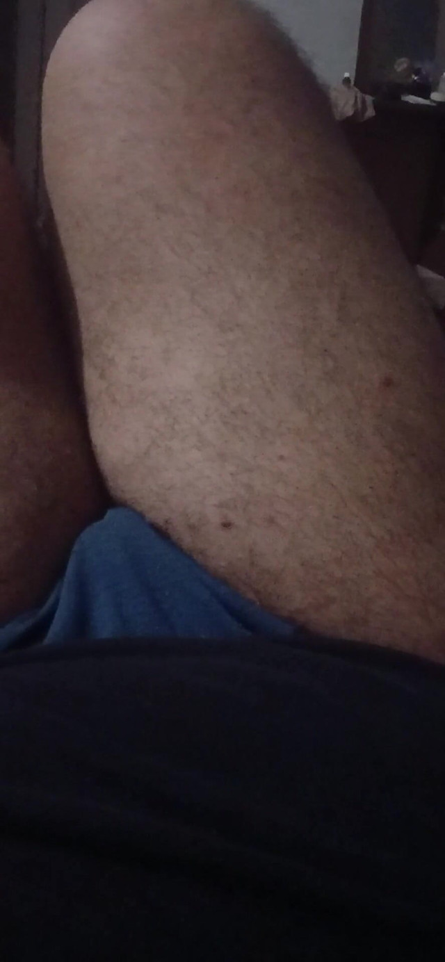 Juicy Stepdad Thighs (Justin Bolson) Juicy Stepdad Thighs (Justin Bolson)