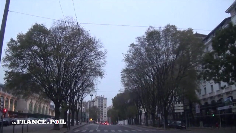 Papy Viewer: Wysublimowany mały titted brunetka Twardy podwójny pochwowy penetrowany i cum...