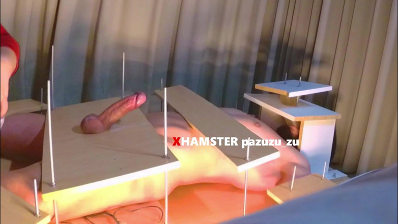Pazuzu_zu: Femdom, pieds chatouillements et tourments + branlette taquine + orgasme ruiné (branlette supplémentaire)
