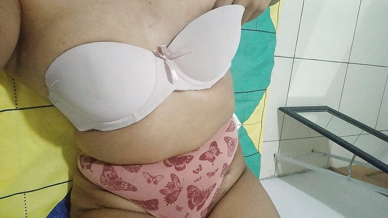 PATY PATY: Я більше не можу це терпіти!! Школярка вигукує після кінчання в її пизду і масажує себе пальцями і торкається