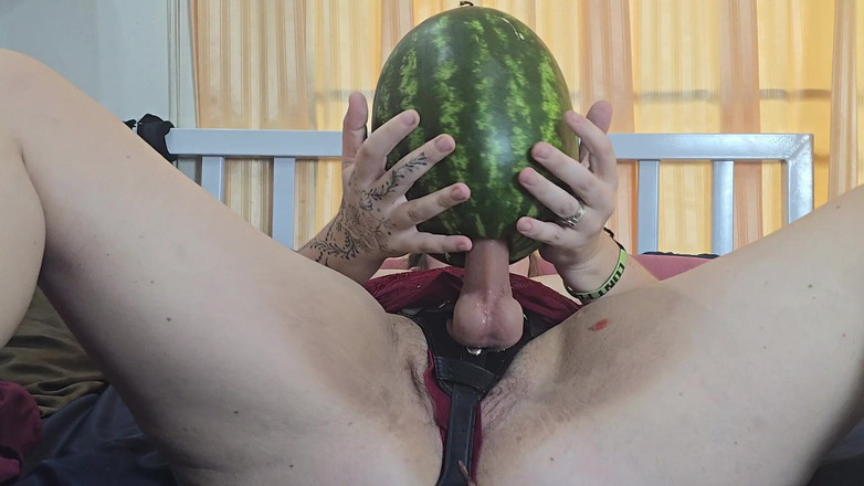 Jimbob Star Straight: Foodie friday - jade scopa un anguria