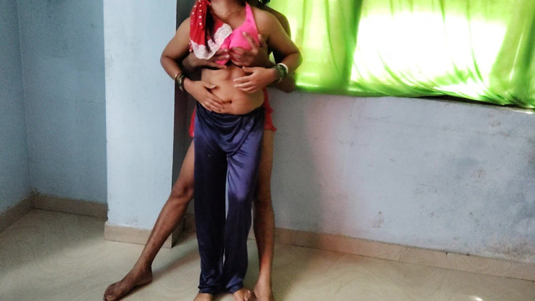 Uttar dinajpur: Video viral tante seksi ajke xhamster lagi asik sama pria...