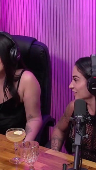 Lesbian latina muda dedah betapa ghairahnya mereka di katil