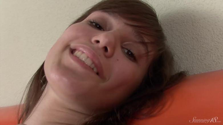 Stunning18: Kellie - napumpovaná kundička