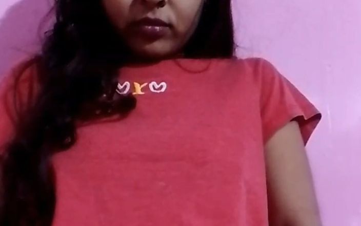 Divaya pussy: Cum Came Out of My Pussy, I Even Ate It