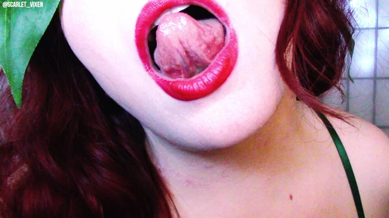 Scarlet Vixen: La boca adictiva de Lady Ivy