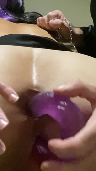 Màu tím phục tùng
