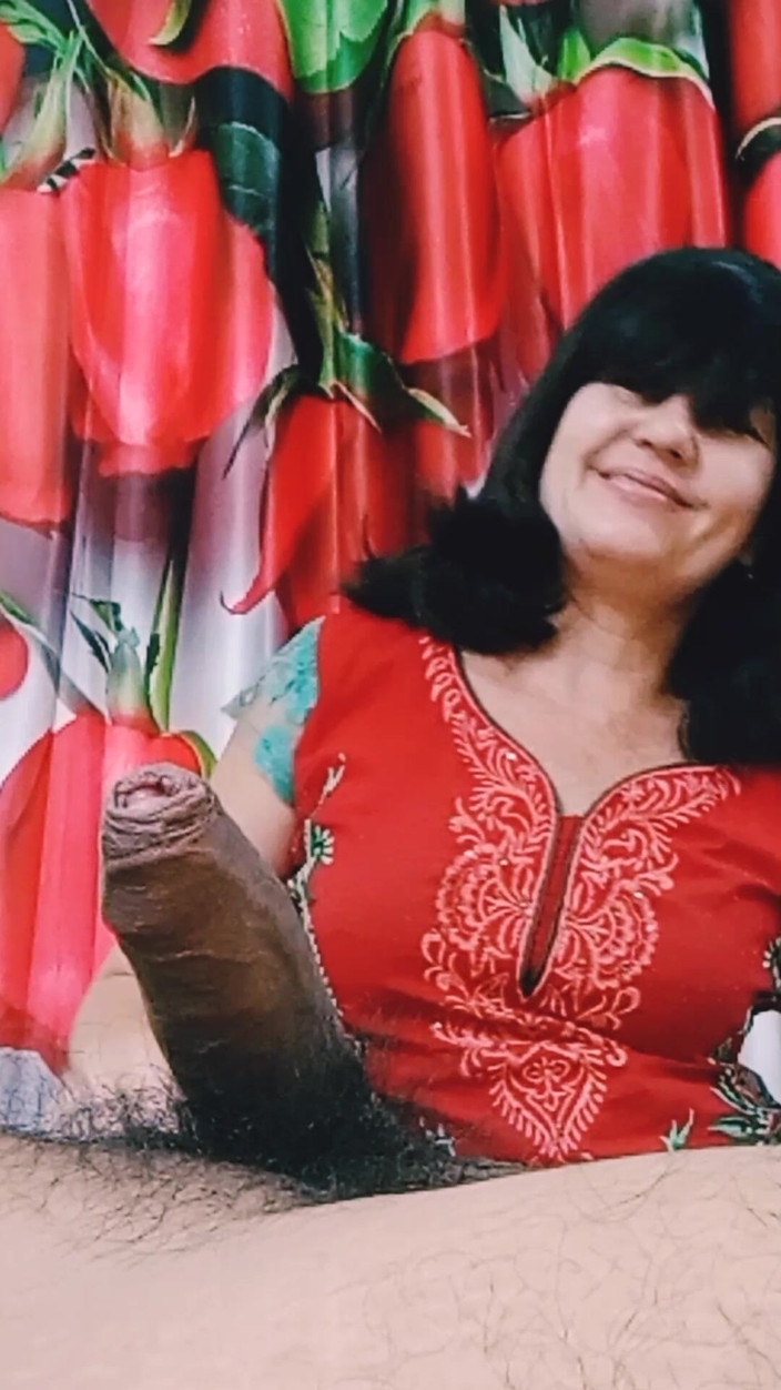 Bolly Karma: Ngentot saudara tiriku sebelum orang tua tiba