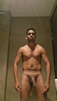Masterbate d’un garçon indien sexy