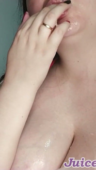 A Nurse Helps to Take a Sperm Test. He Cums in Her Mouth and She Collects Cum in a Jar