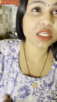 Quando a esposa queria sexo, ela teve uma foda hardcore na cozinha!