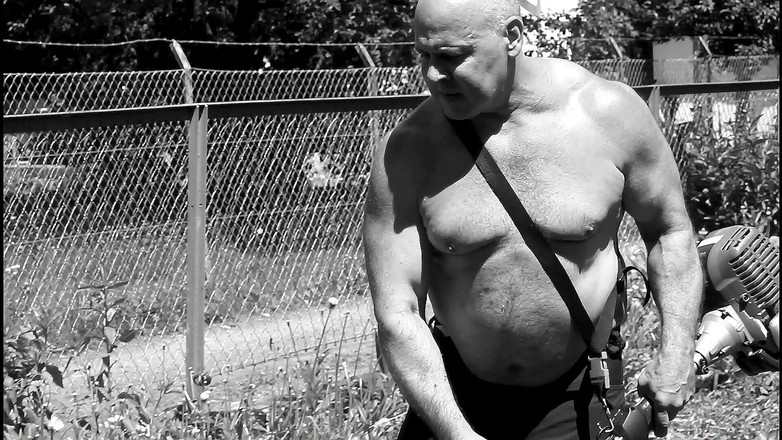 Gaybear1966: Grande barriga gay urso padrasto pedaço urso musculoso trabalhando no...