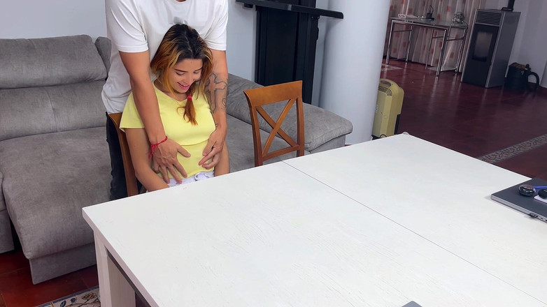 Labestiaylabella: Submisivní dovoluje být tvrdě ošukána, aniž by něco řekla a creampie...