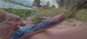 Double-Dutchies: Jeu et éjaculation au bord de la rivière