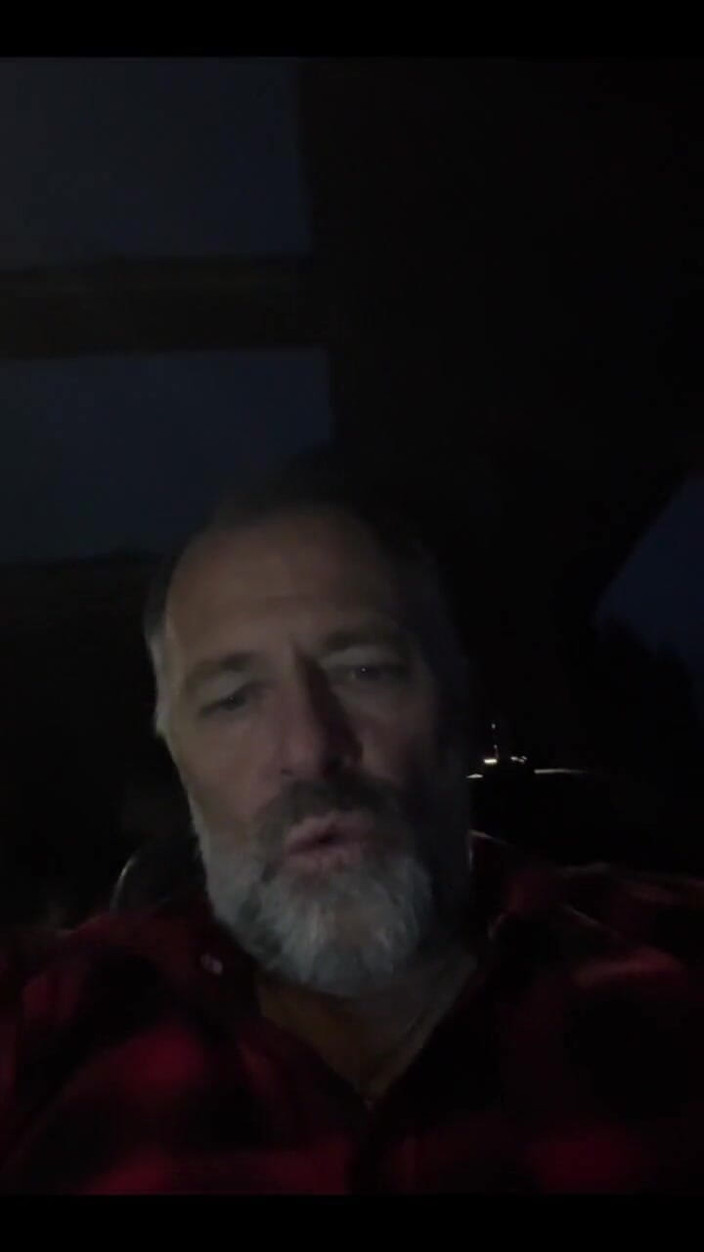 Daddybearvlc: 在车里撸管