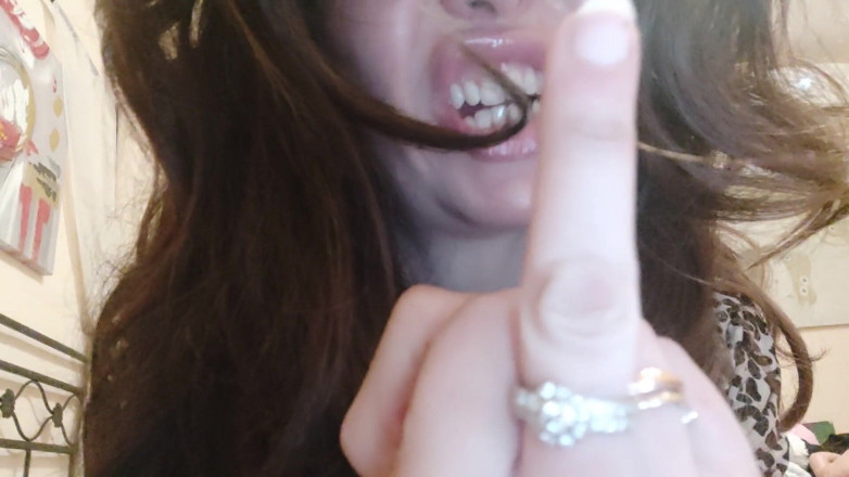 savannahamatoriale: I spit, burps and humiliate you