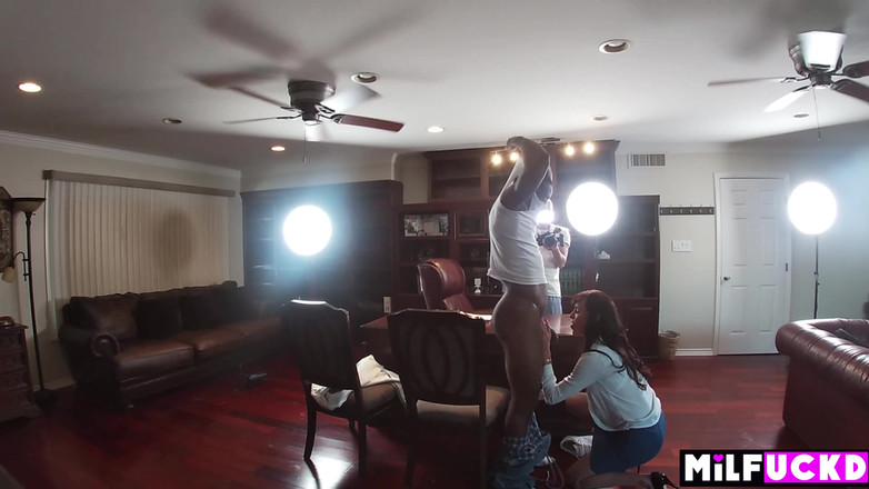 Milfuckd: Record Company Executive Breaks in Her New Artist Bts