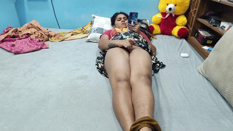 Vaigavarun45: Vaishnavy masturba e faz sexo duro com Sharun Raja, mallu...