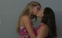 Girlfriends Films: Diretor pega peituda asiática professora sexting nus ao redor da...