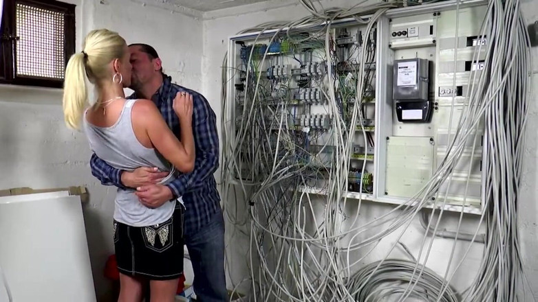 Deutschland porn: モンスターアナル掘削!!