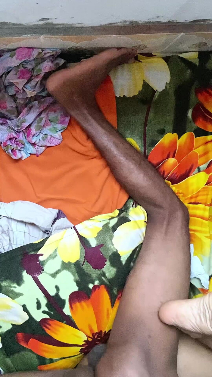 Moyna: Deshi Girl Homemade Sex Video