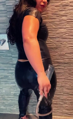 LadyAyse5: Showering My Leather