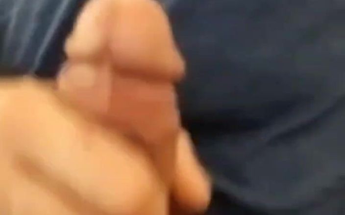 Beegjohn69: Stříkání jako fontána s masivní semi