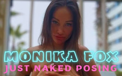 Monika Fox: Sexy Monika Fox Právě Nahá Pózuje!