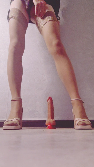 Lana Cross: I preliminari di Rered con il sesso bollente con Tony