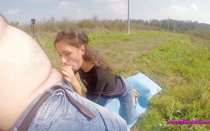 Sexy Dirty Girl: I suck his cock deep outside in the sun
