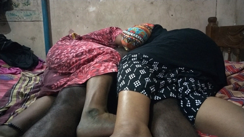 Benita sweety: Tamilská lesbická tetička žhavý sex s mladým klukem