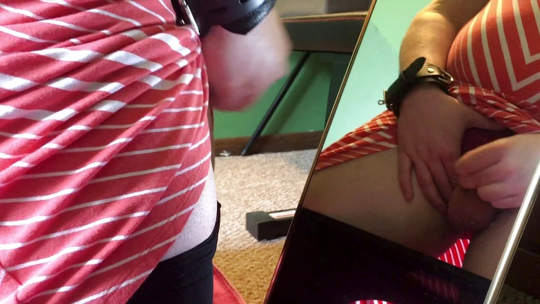 Plugged Data Pup: Sissy cumshots onto the mirror