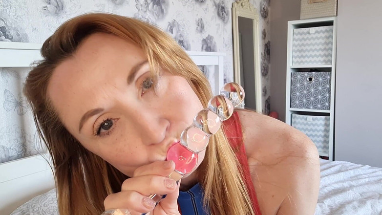 Lily kink: Mujer Maravilla Encuentra Un Didlo