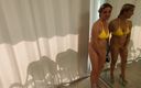 Erin Electra: Madrastra necesita ayuda con su bikini
