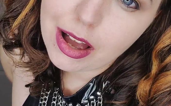 KinkyKatie: Используй все мои дырки, я твоя игрушка для траха, папочка! Сделай меня вашим спермоприемником!