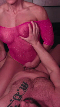 Echte amateur-MILf will zertrümmert werden