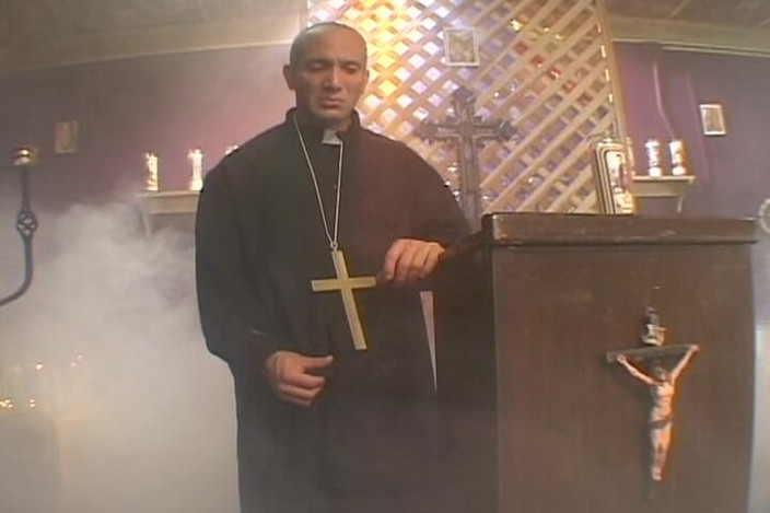 Vintage Life: Dzika sesja BDSM w kościele