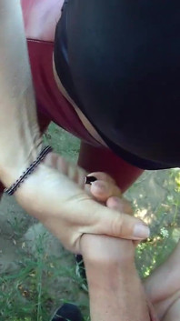 Outdoor Quickie in the Sunflower Field and Leather Leggings Sperma Walk