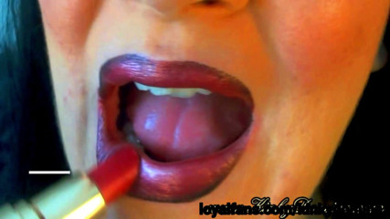 KinkyDomina: Black Lipliner sangat seksi