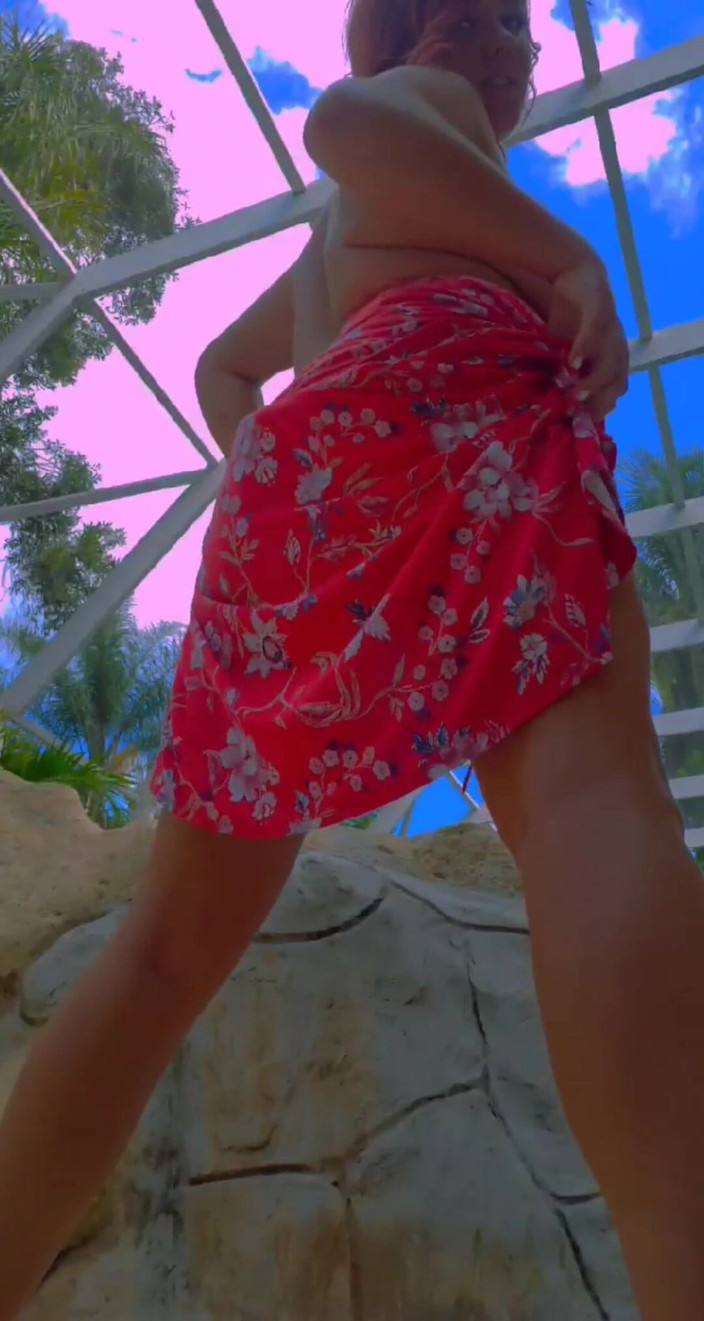 Annabelle Rogers: Vibes Musim Panas seksi