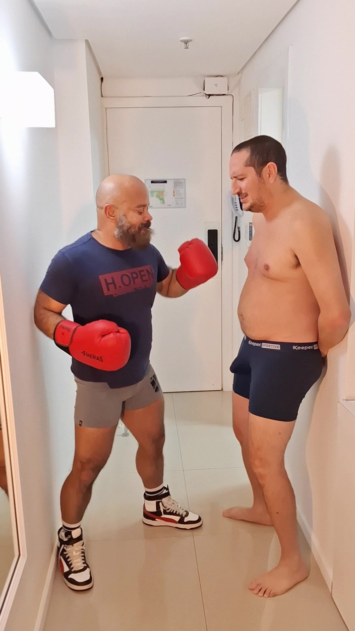 Punchbagplz: Naughtybearbr - Schwere Bodyshot-herausforderung