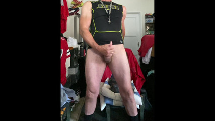 JockDad87: Dilf Jockdad87 là một con thú với con cu to...