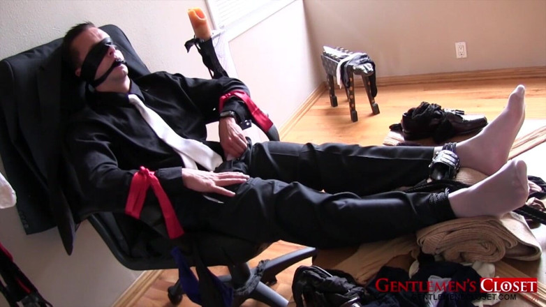 Gentlemen's Closet: Derrick Collins - Szalona perswazja 02