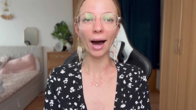 Goddess_Bella_Rae: Waarom de paspoortbroers bèta-vermomming zijn