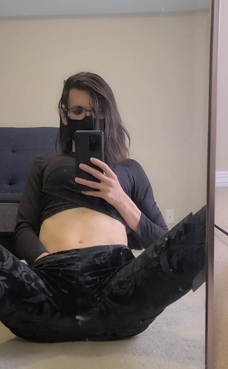 Mistress Mel: Plížit se kolem této věci není snadné