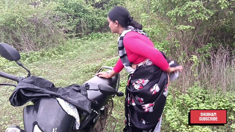 Kavita _zawazawi: Indian Jungle Fuck with Boyfriend