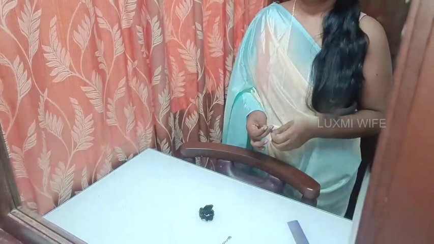 Il fratellastro scopa la propria sorellastra a Saree (moglie Luxmi) Step-brother Fucking Own Step-sister in Saree (Luxmi Wife)